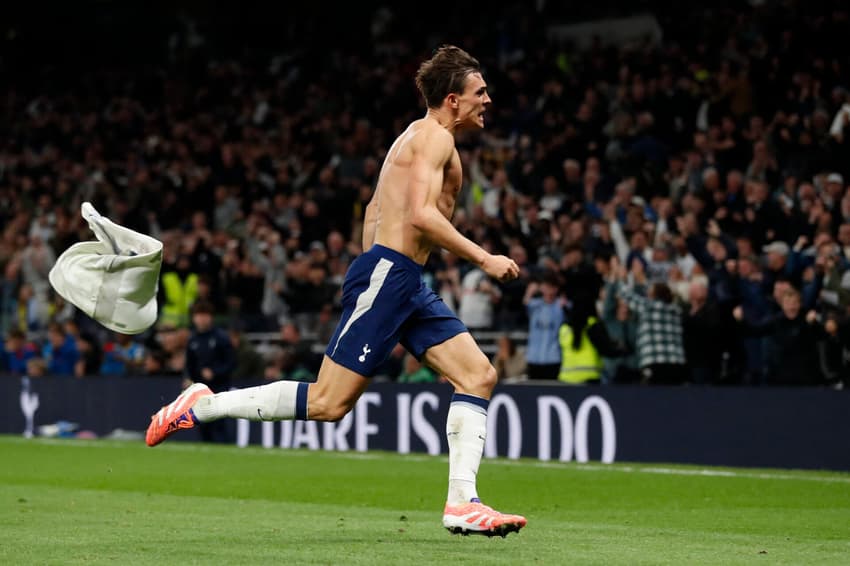 Pela Premier League, Tottenham e Wolves empatarma em 1 a 1 (Foto: Ian Kington / AFP)