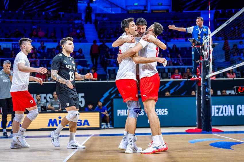 Turquia está classificada para a fase eliminatória do Mundial de vôlei (Foto: Divulgação Volleyball World)