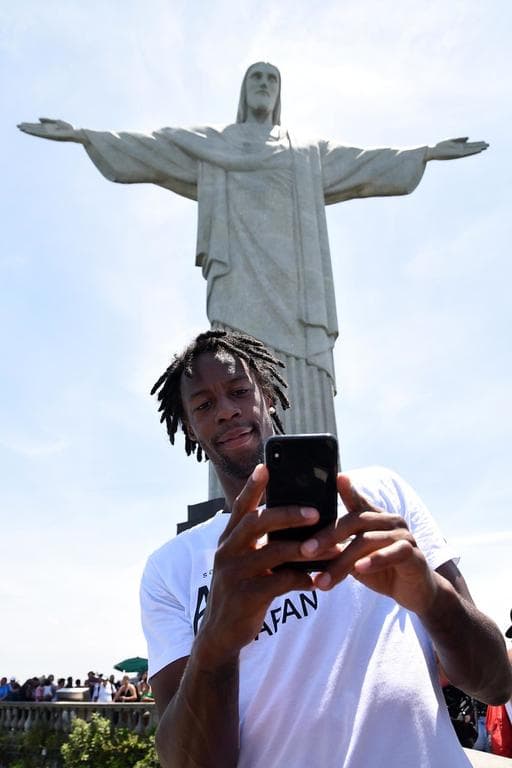 O francês Gael Monfils durante visita ao Cristo Redentor (Fotojump)