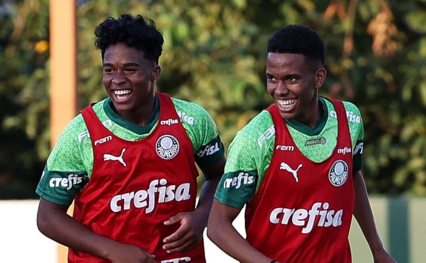 Endrick e Estêvão atuaram juntos na base e no profissional do Palmeiras