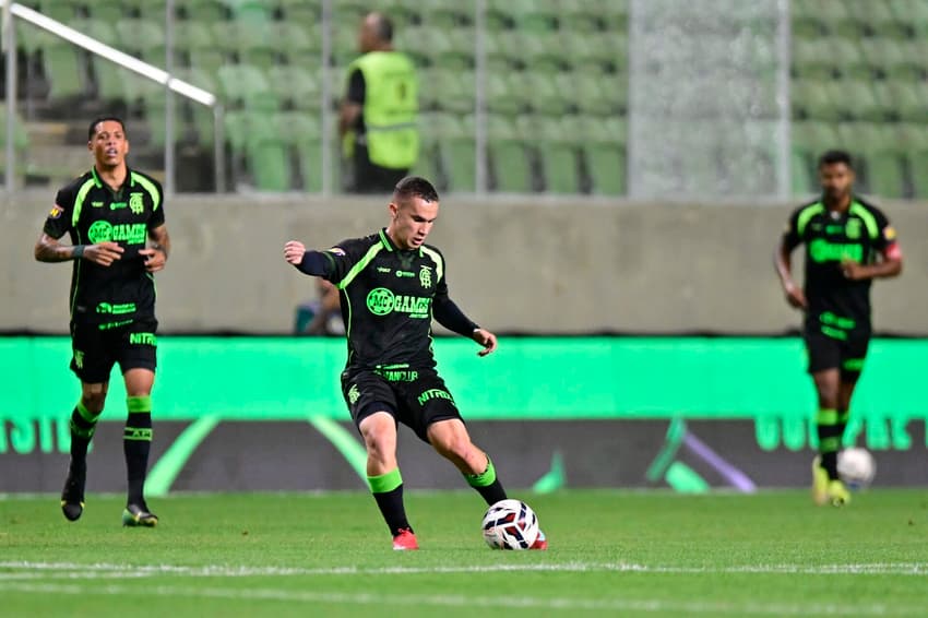 América MG em campo pela Série B do Brasileirão (Foto: Mourão Panda/América)