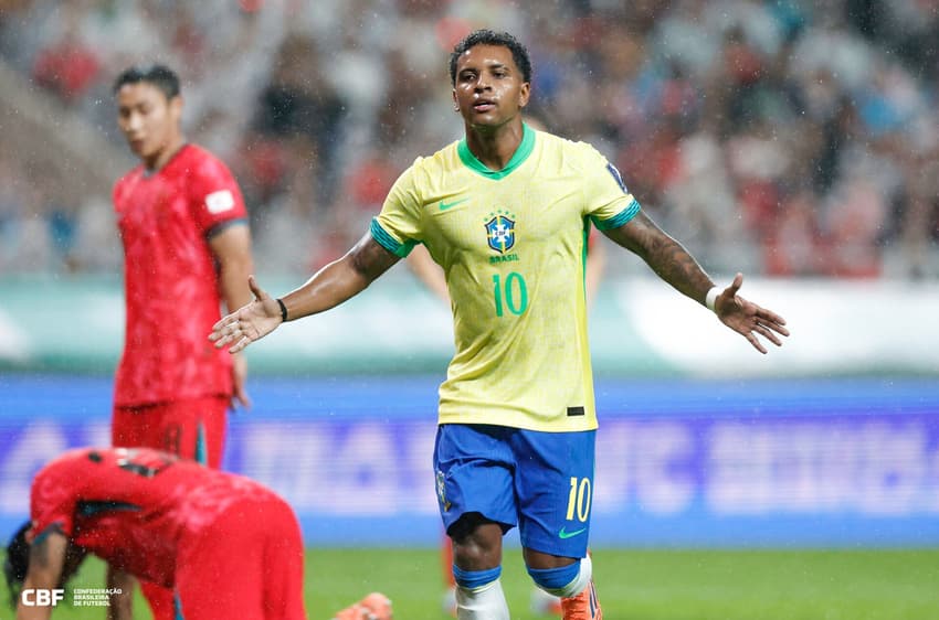 Rodrygo marcou dois gols na vitória brasileira (Foto: Rafael Ribeiro/ CBF)