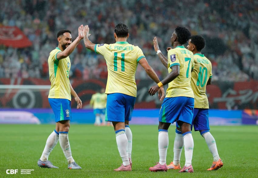 Ataque da Seleção Brasileira Brasil x Coreia do Sul amistoso