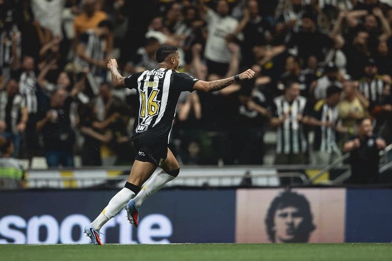 Ruan comemora gol do Atlético-MG contra o Cruzeiro (Foto: Pedro Souza/Atlético-MG)