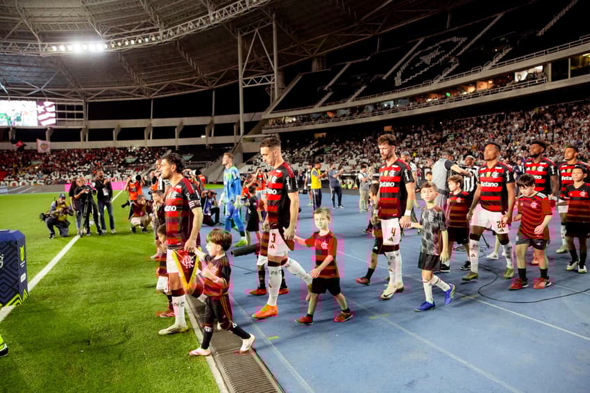 Jogadores do Flamengo contra o Botafogo (Foto: Adriano Fontes/Flamengo)