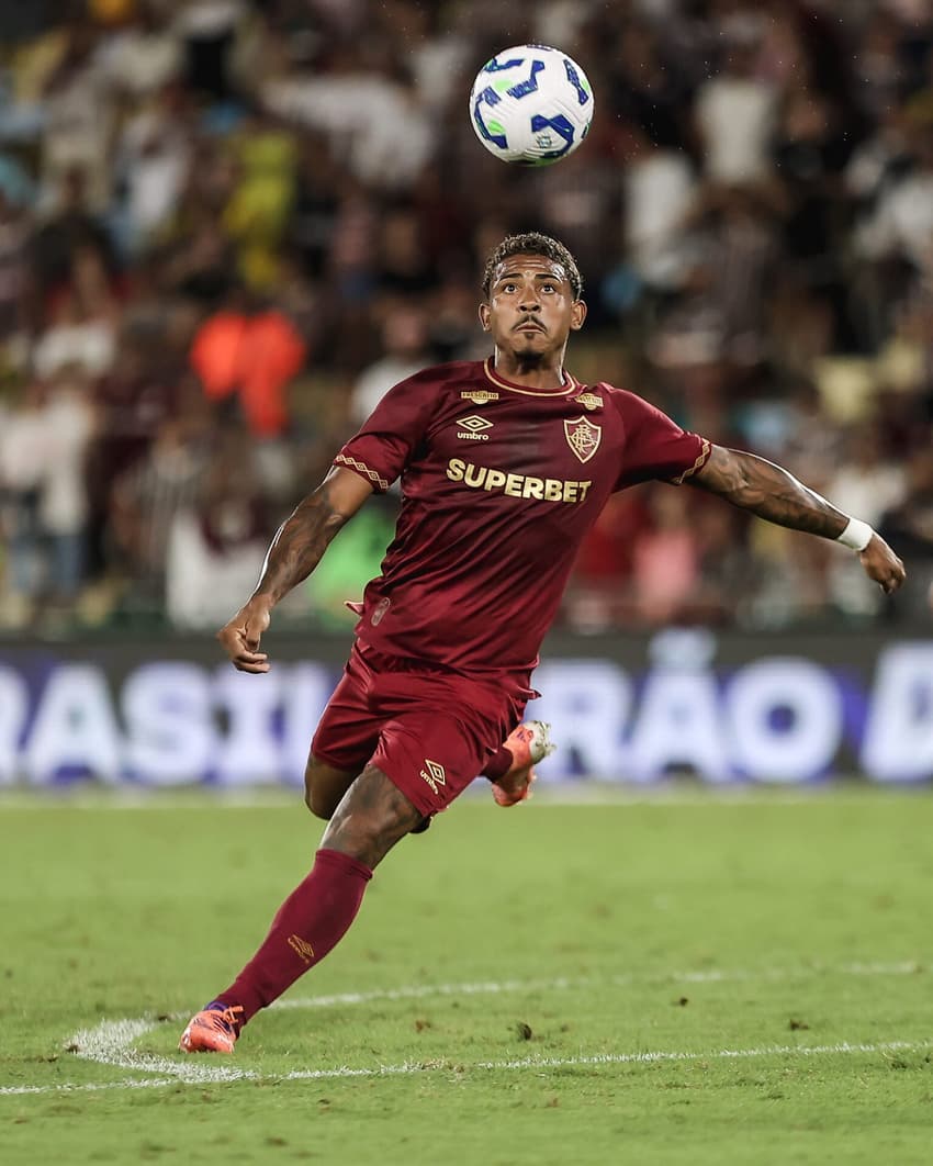 John Kennedy em ação em Fluminense x Juventude