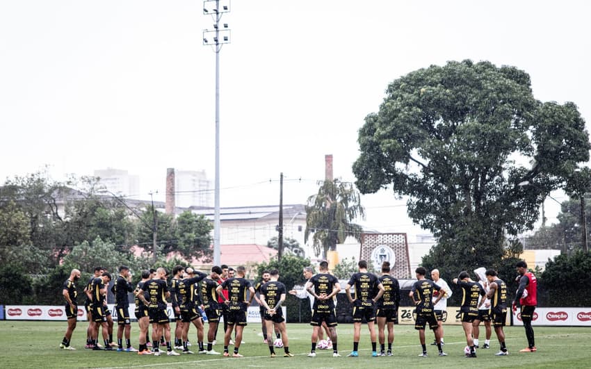 Santos tem confronto decisivo contra o Vitória (Foto: Raul Baretta/ Santos FC)