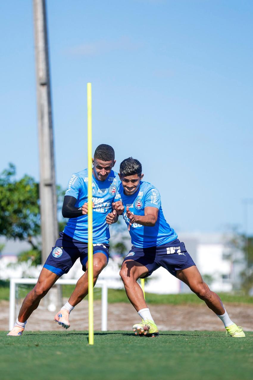 Erick Pulga e Luciano Juba fazem transição física (Foto: Rafael Rodrigues / EC Bahia)