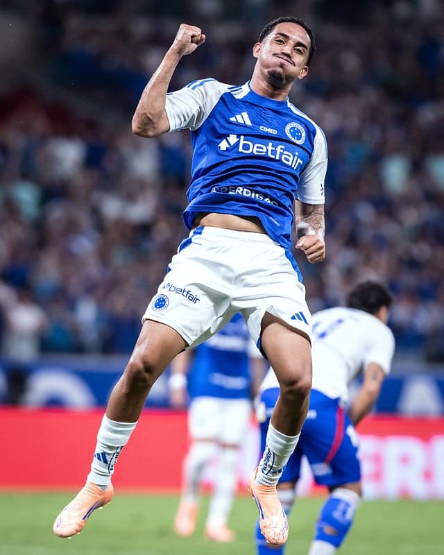 Christian comemora gol do Cruzeiro contra o Fortaleza (Foto: Gustavo Aleixo/Cruzeiro)