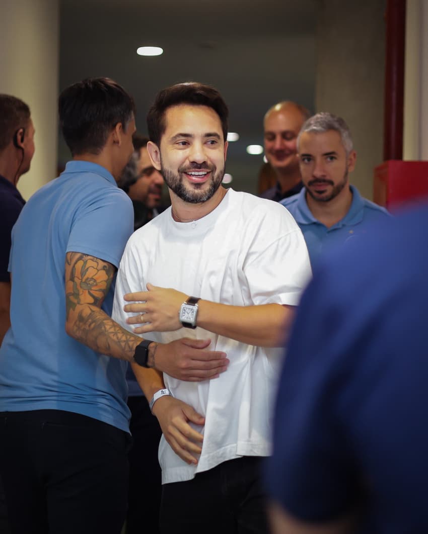 Everton Ribeiro volta à Fonte Nova após ser diagnosticado com câncer (Foto: Letícia Martins / EC Bahia)