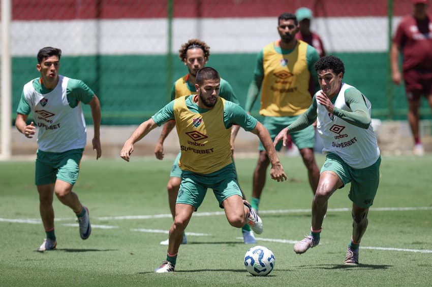 Nonato e Fuentes no treino do Fluminense