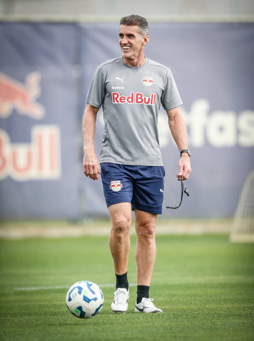 Mancini comanda primeiro treino no Bragantino (Foto: Ari Ferreira/Red Bull Bragantino)