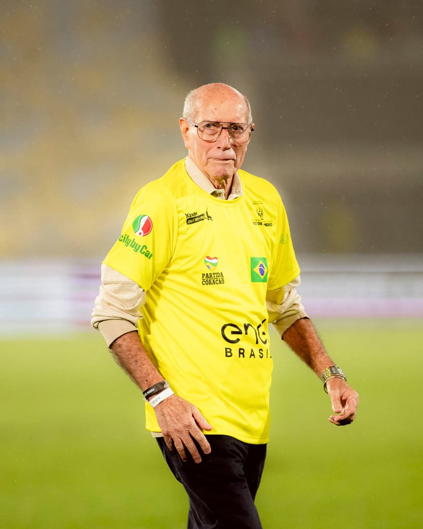 Gerson Canhotinha de Ouro na partida beneficente entre Brasil e Itália (Foto: Birth Filmes)