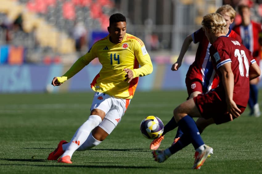 Jordan Barrera, do Botafogo, em ação pela Colômbia na Copa do Mundo Sub-20 (Foto: Raul Bravo/AFP)