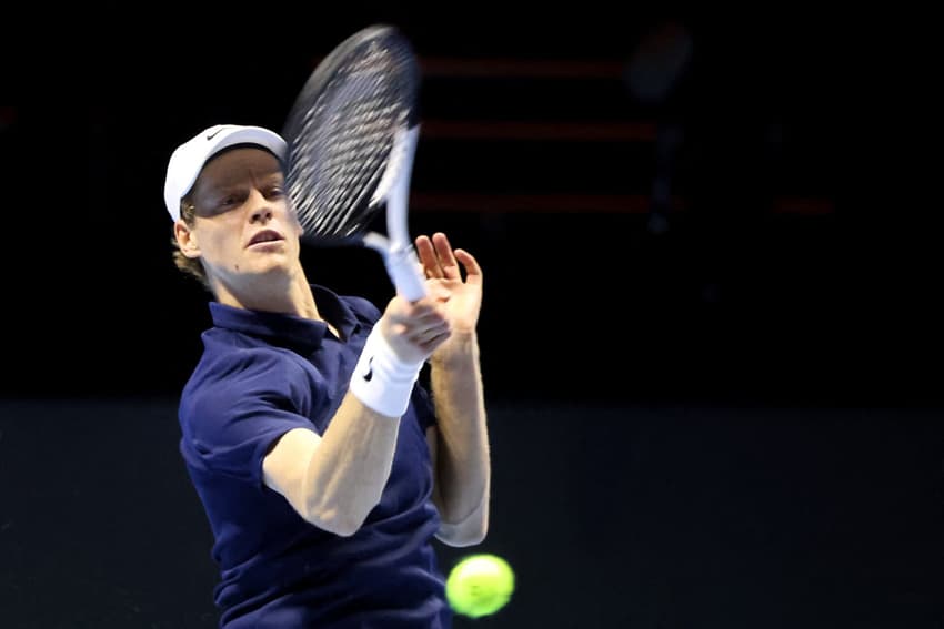 Sinner enfrenta Djokovic no Six Kings (Foto: Fayez Nureldine / AFP)