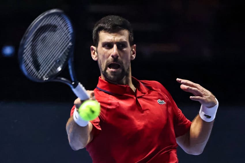 Djokovic abandona partida contra Taylor Fritz pela Six Kings Slam (Foto: Fayez Nureldine / AFP)