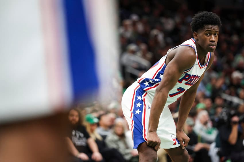 VJ Edgecombe fez a melhor estreia de um novato na NBA em 66 anos (Foto: Adam Glanzman/Getty Images/AFP)