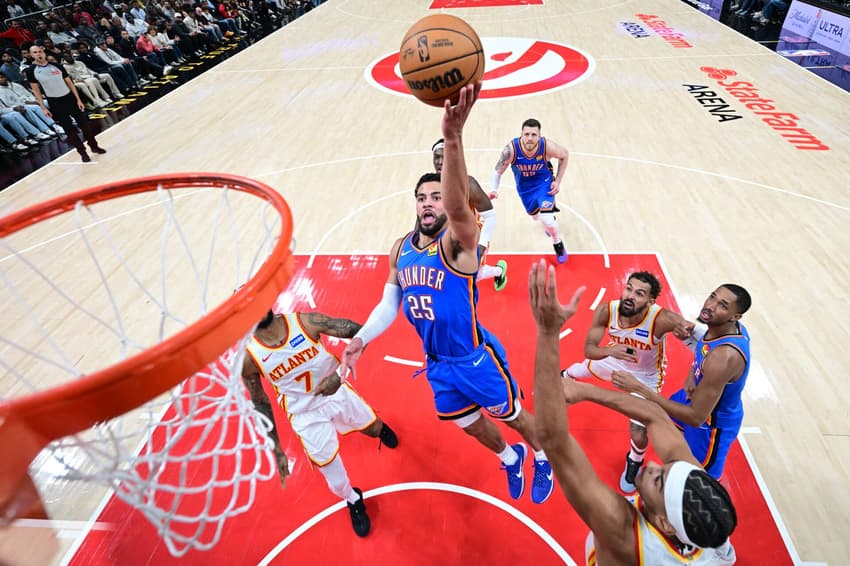 Oklahoma City Thunder x Atlanta Hawks (Foto: Adam Hagy / NBAE / Getty Images via AFP)