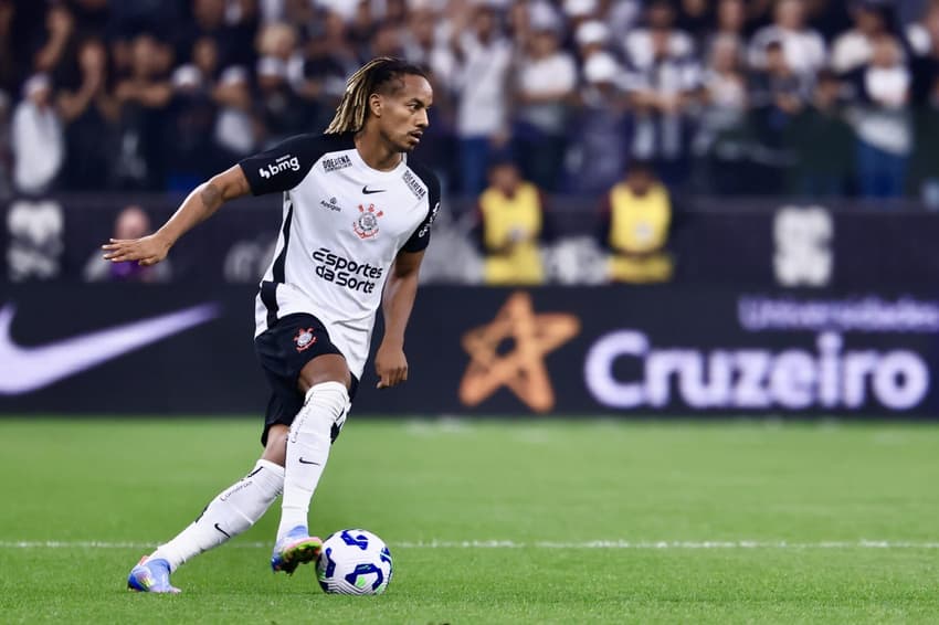 Corinthians Carrillo