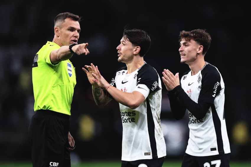 Corinthians lidera ranking negativo do VAR