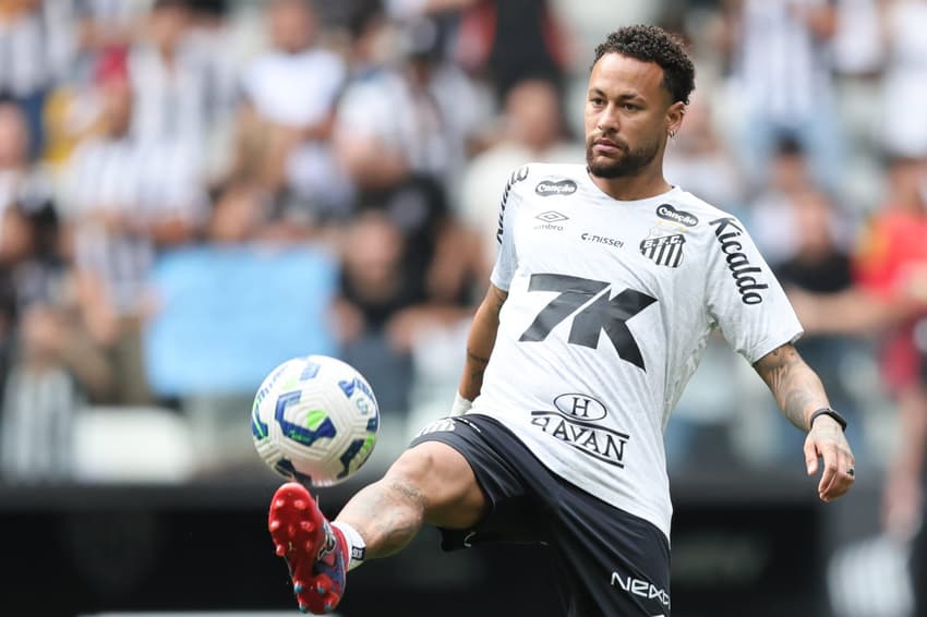 Neymar deve retornar ao Peixe no duelo contra o Fortaleza. (Foto: Gilson Lobo/AGIF)
