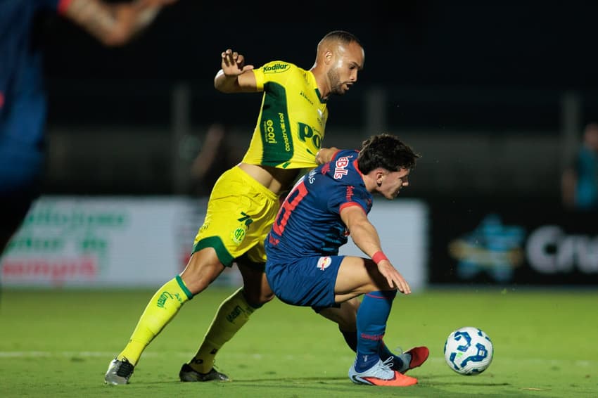 Mirassol e Bragantino podem perder posições na tabela do Brasileiro. Foto: Vinicius Silva/AGIF