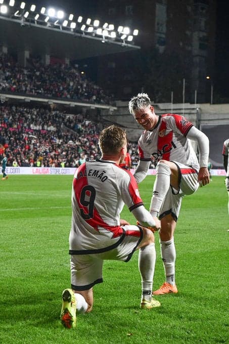 Alemão, atacante do Rayo Vallecano