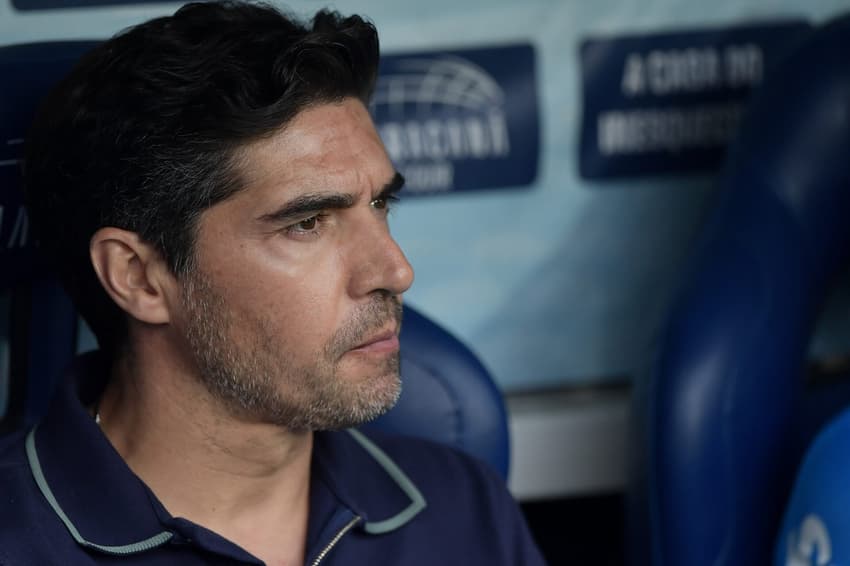 Abel Ferreira antes de Flamengo x Palmeiras (Foto: Thiago Ribeiro/AGIF)
