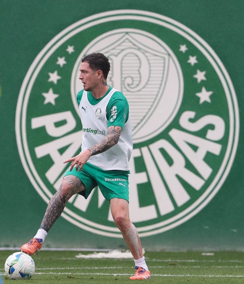 Aníbal Moreno, volante do Palmeiras