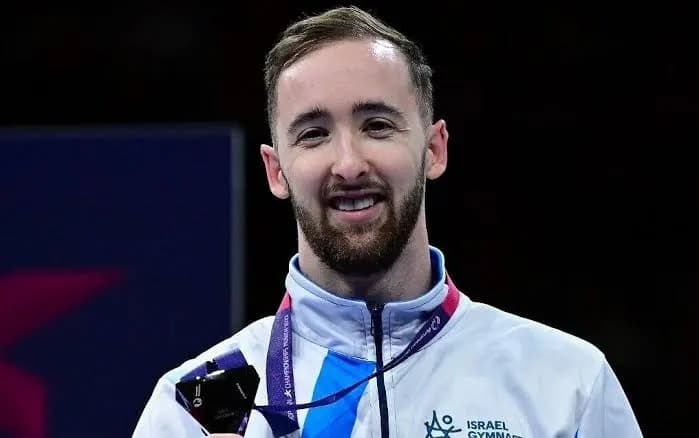Artem Dolgopyat, atual campeão mundial de Ginástica Artística (Foto: Ina Fassbender/ AFP)