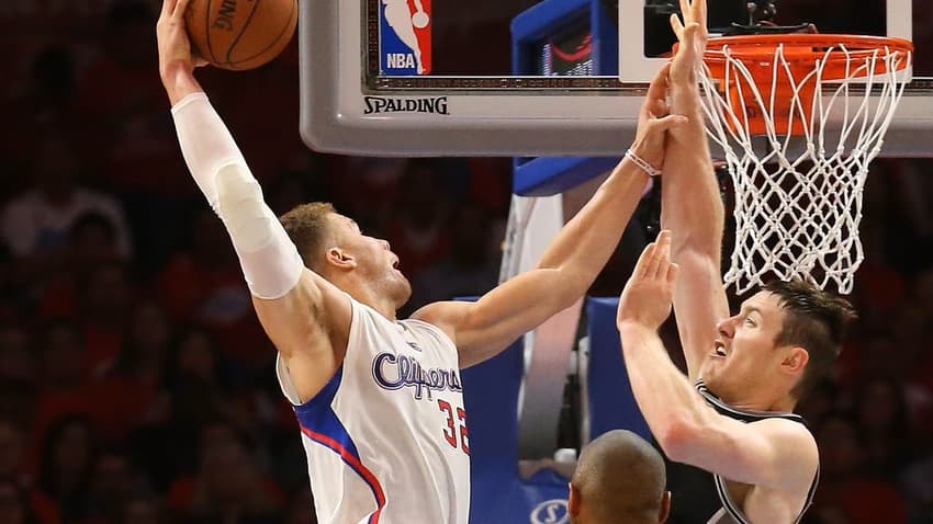Blake Griffin enterra durante jogo da NBA pelo Los Angeles Clippers (Foto: AFP)