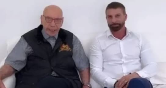 José Roberto Lamacchia, dono da Crefisa, ao lado de Pedrinho, presidente do Vasco 