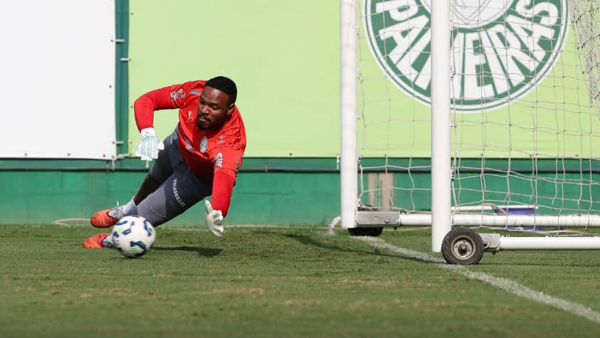 Carlos Miguel, goleiro do Palmeiras