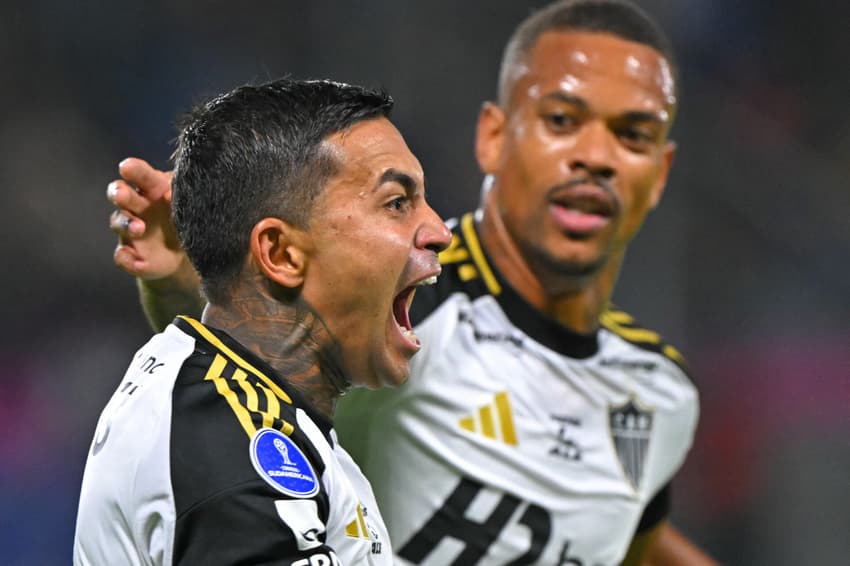 Dudu comemora gol pelo Atlético contra o del Valle (Rodrigo Buendía)