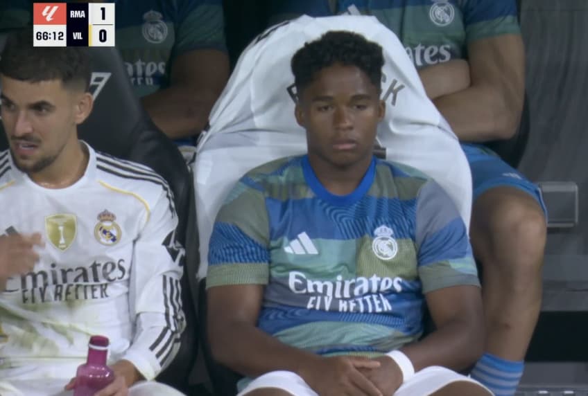 Endrick novamente não sai do banco no jogo do Real Madrid