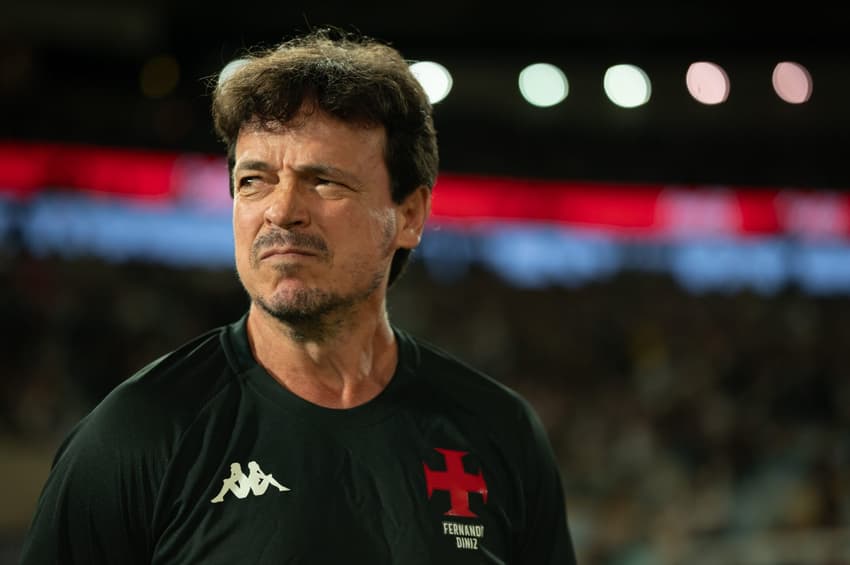 Fernando Diniz em Vasco x Fluminense pelo Brasileirão (Foto: Jorge Rodrigues/AGIF)