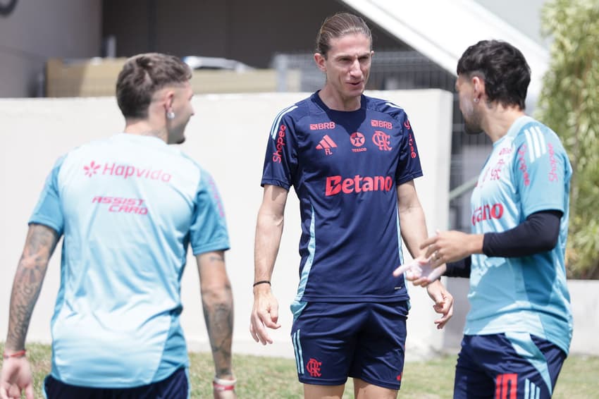 Filipe Luís Arrascaeta Varela treino Flamengo