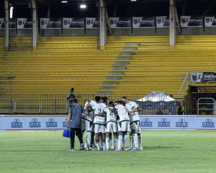 Goiás em campo pela Série B do Brasileirão (Foto: Reprodução/Goiás)