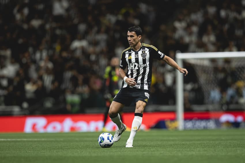 Júnior Alonso convocado, está fora (Foto: Pedro Souza)