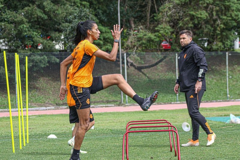 Luiz Rodrigo, preparador físico do Gurias Coloradas