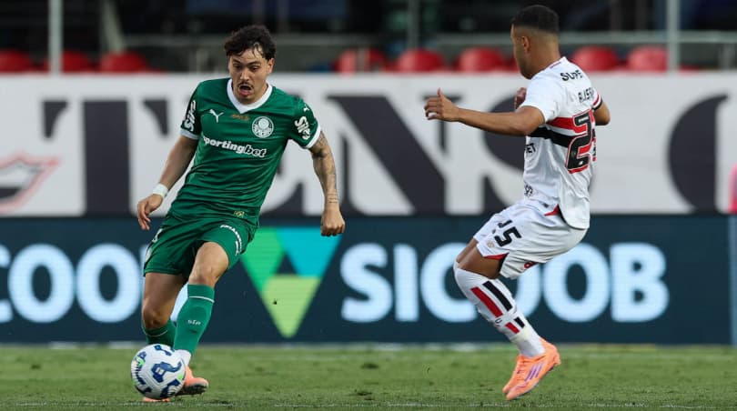 Mauricio, meia do Palmeiras