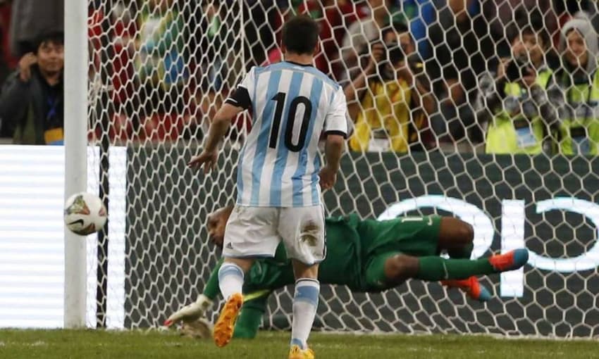 Jefferson defende pênalti Messi - Superclássico 2014