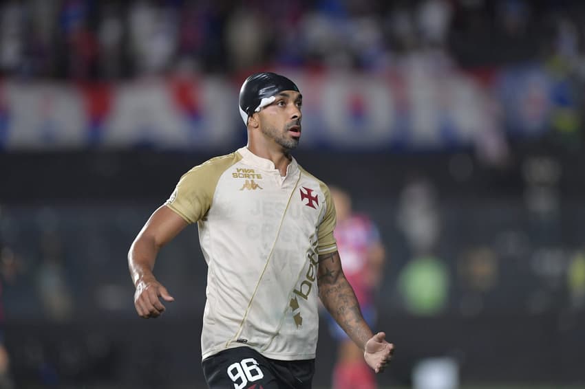 Paulo Henrique jogador do Vasco durante partida contra o Bahia no estadio Sao Januario pelo campeonato Brasileiro A 2025. Foto: Thiago Ribeiro/AGIF