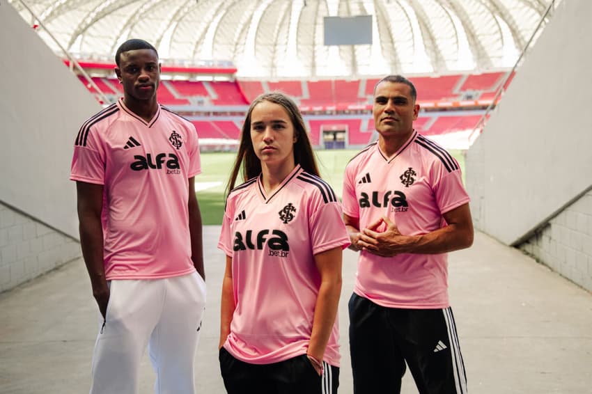 Camisa do Internacional para o Outubro Rosa