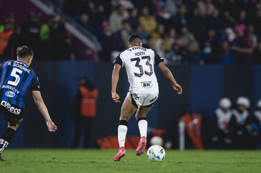Rony foi a escolha para o ataque do Galo (Foto: Pedro Souza / Atlético)