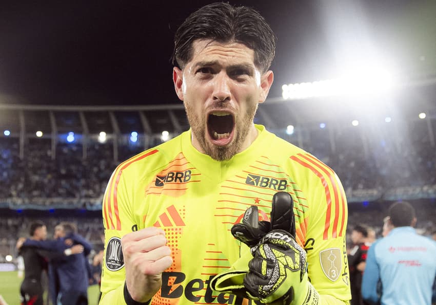 Rossi comemora classificação do Flamengo para a final da Libertadores (Foto: Adriano Fontes/Flamengo)