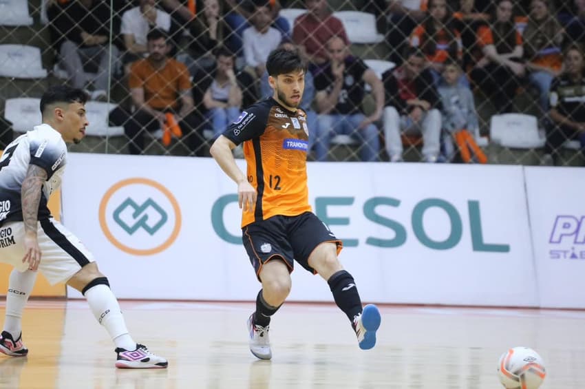 Duelo da volta entre Carlos Barbosa e Corinthians será no Parque São Jorge, no Ginásio Wlamir Marques. (Foto: Lucka Cyriaco)