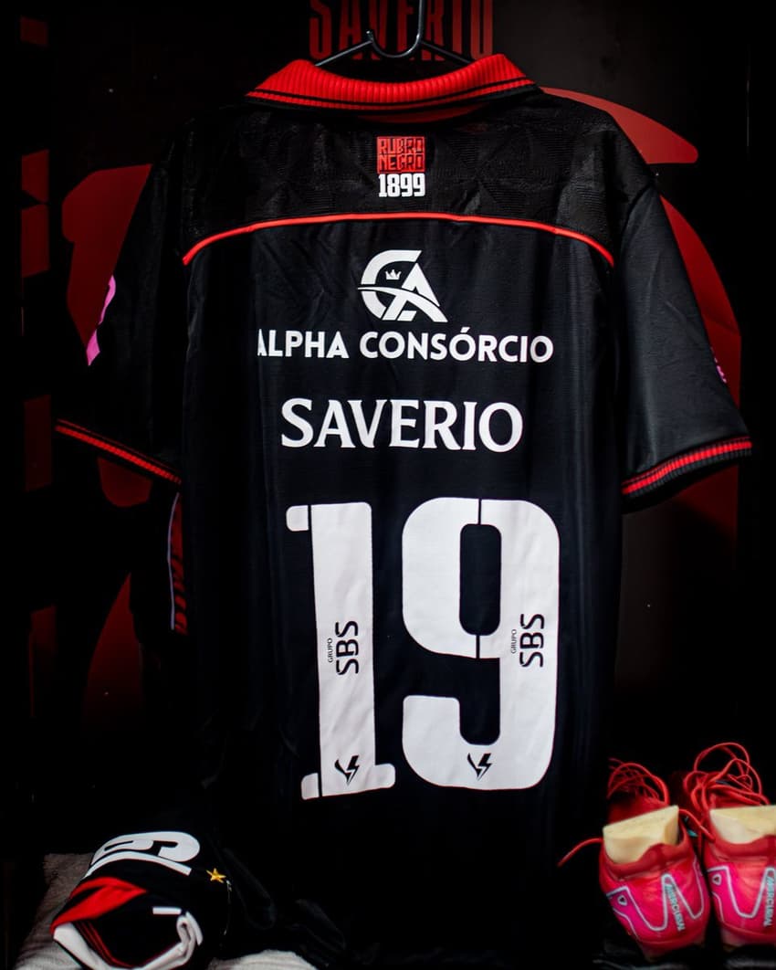 Camisa do Vitória para a partida contra o Ceará (Foto: Victor Ferreira / EC Vitória)