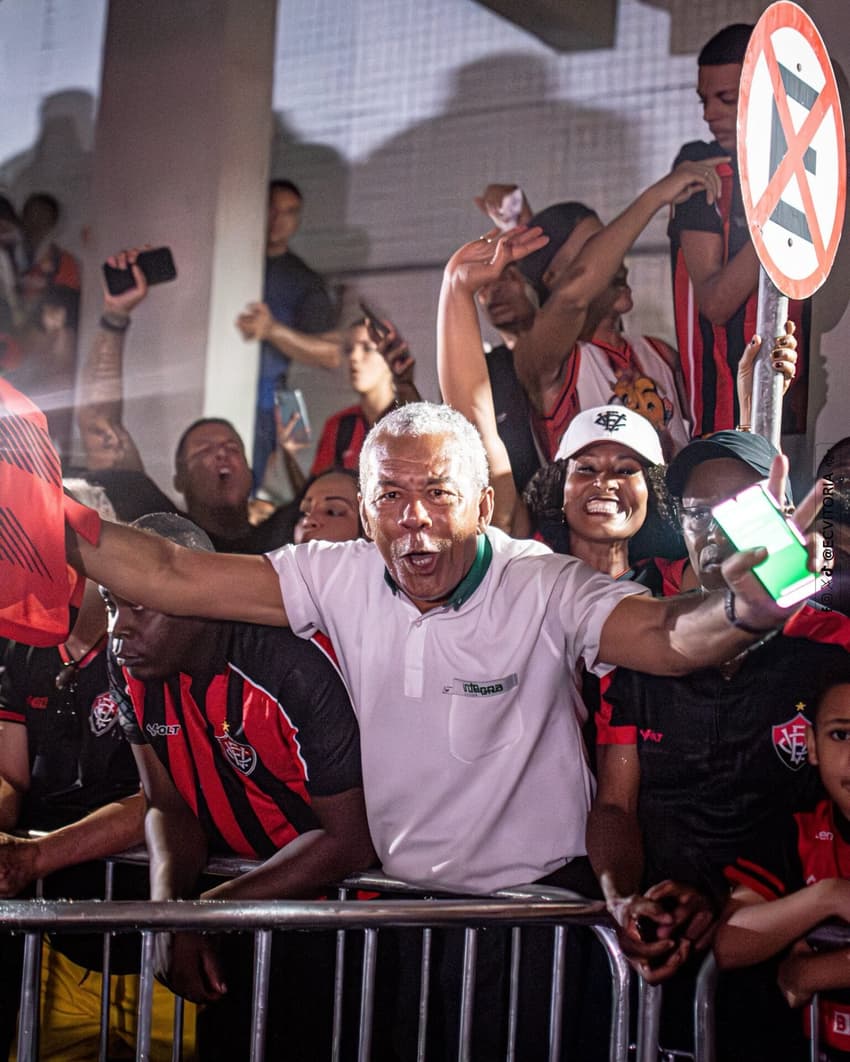 Jason, torcedor do Vitória que viralizou nas redes sociais (Foto: Victor Ferreira / EC Vitória)