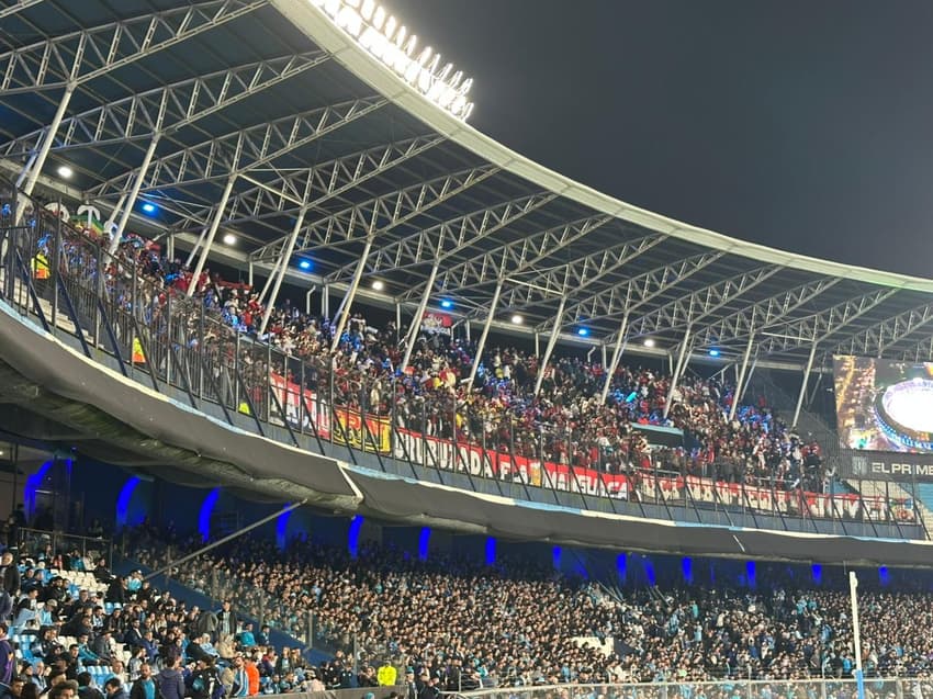 Torcida do Flamengo estádio Racing